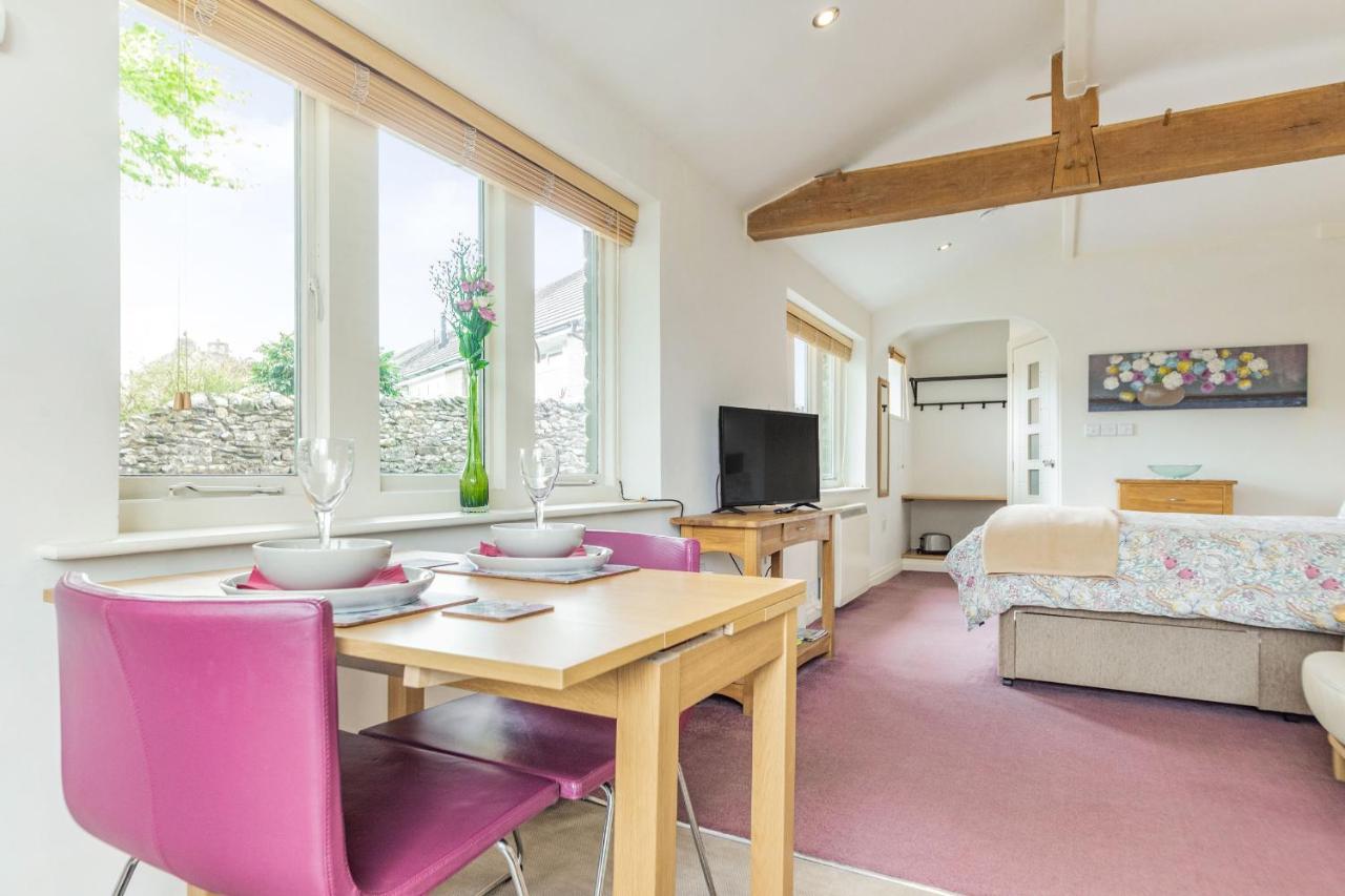 The Friendly Room Austwick Екстер'єр фото
