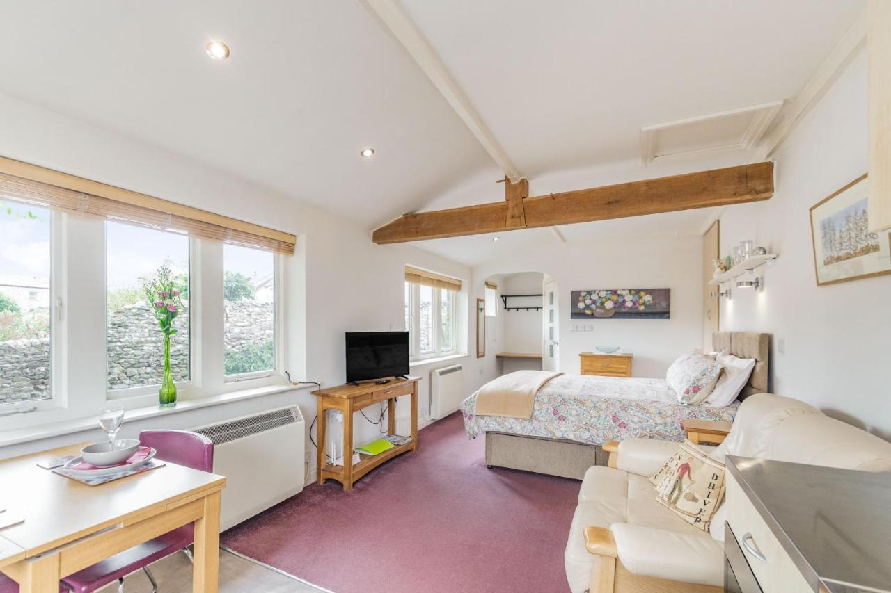 The Friendly Room Austwick Екстер'єр фото