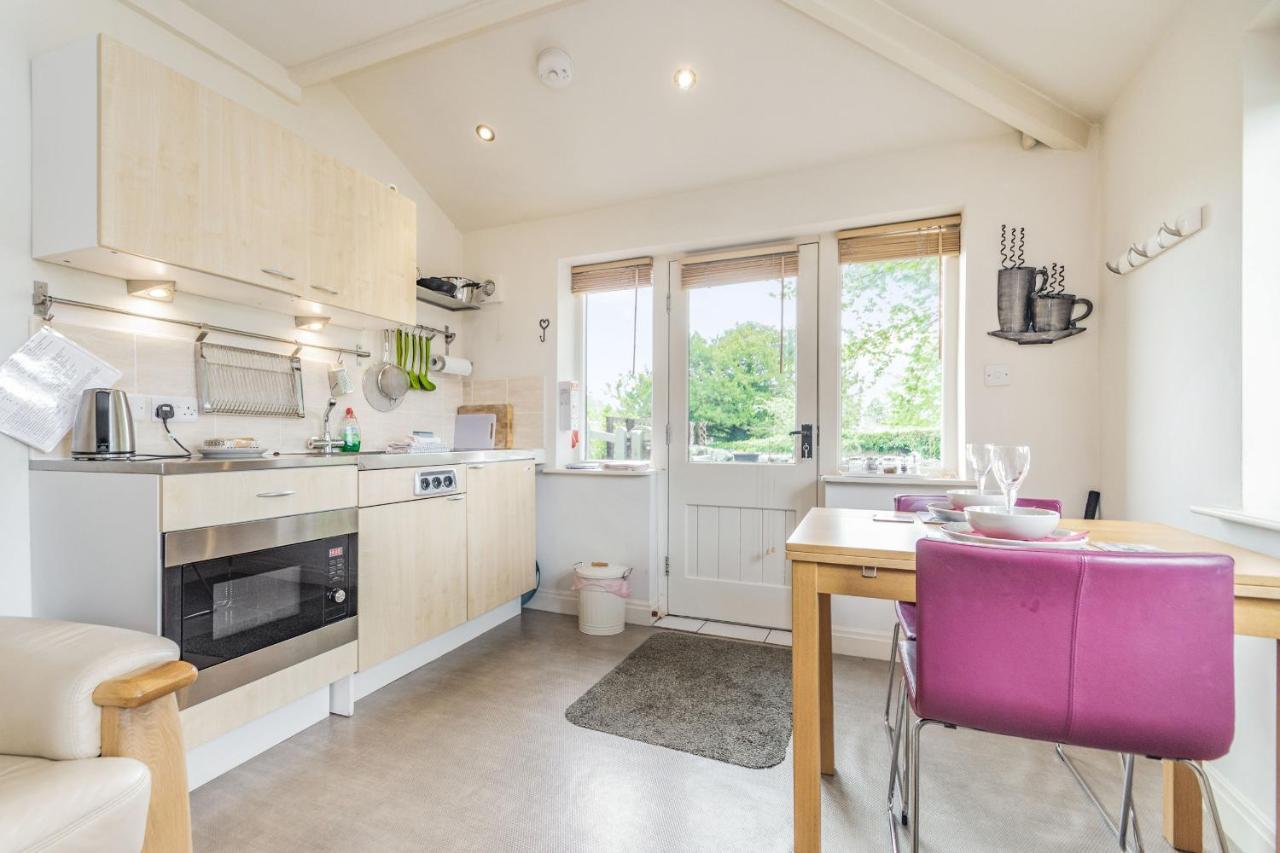 The Friendly Room Austwick Екстер'єр фото