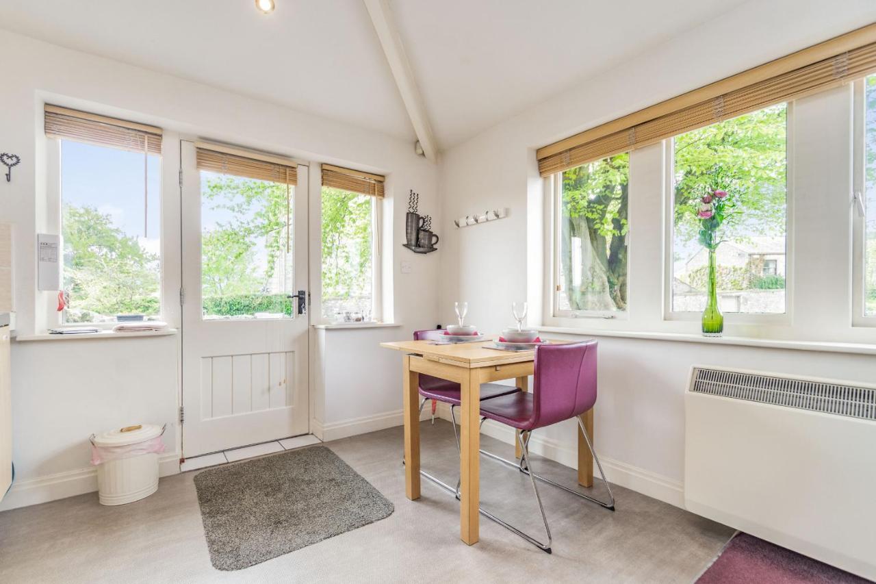 The Friendly Room Austwick Екстер'єр фото